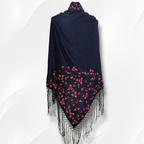 Valerie Steven's Exclusive of Decoration Triangle Wrap with XL Fringe - Picture 2 of 5